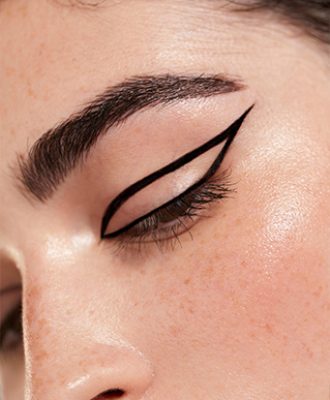 Eyeliner-Tattoo